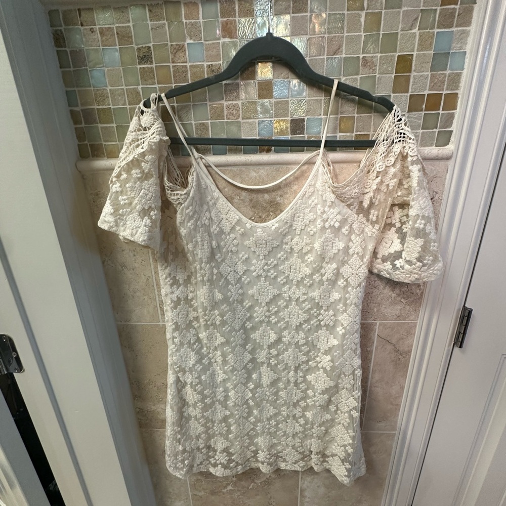 Skies are blue off white mini dress size S